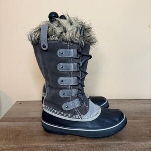 gray Sorel Joan of Arctic winter snow boots women’s size 6